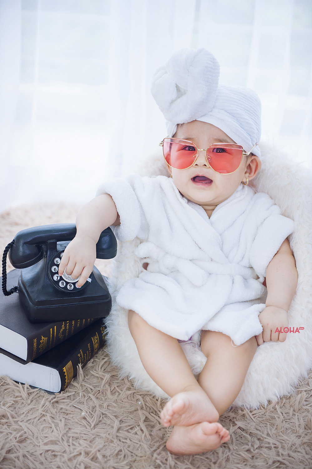 album ảnh bé thỏ con chiên bánh